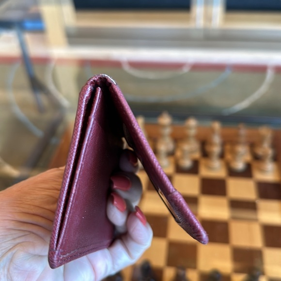 BURBERRY CARD CASE GUC BURGUNDY/ PLAID.. 4.24x 3 - Picture 7 of 8